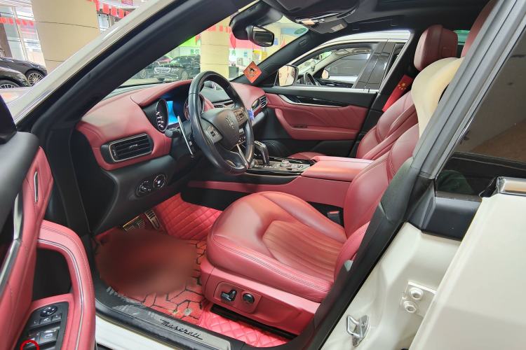 Used Maserati Levante 2019 3.0T Standard Version China VI Interior 1
