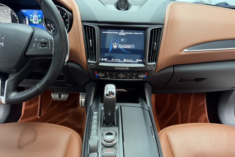 Used Maserati Levante 2019 3.0T Standard Version China VI Interior 12