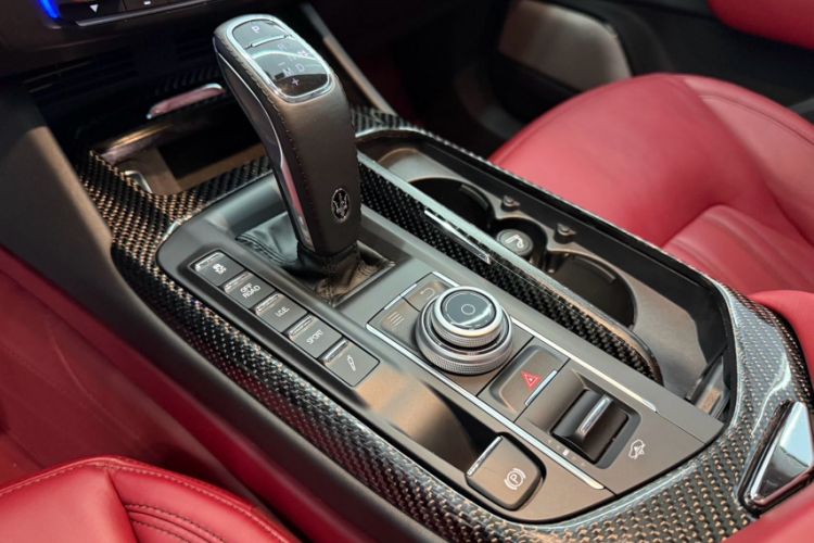 Used Maserati Levante 2019 3.0T Standard Version China VI Interior 3