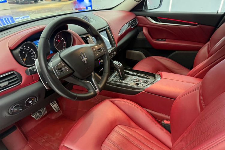Used Maserati Levante 2019 3.0T Standard Version China VI Interior 5