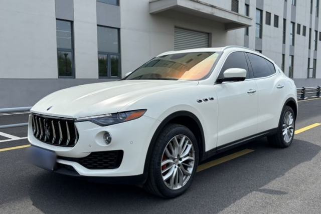 Ojetý Maserati Levante 2019 3.0T Standard Version China VI