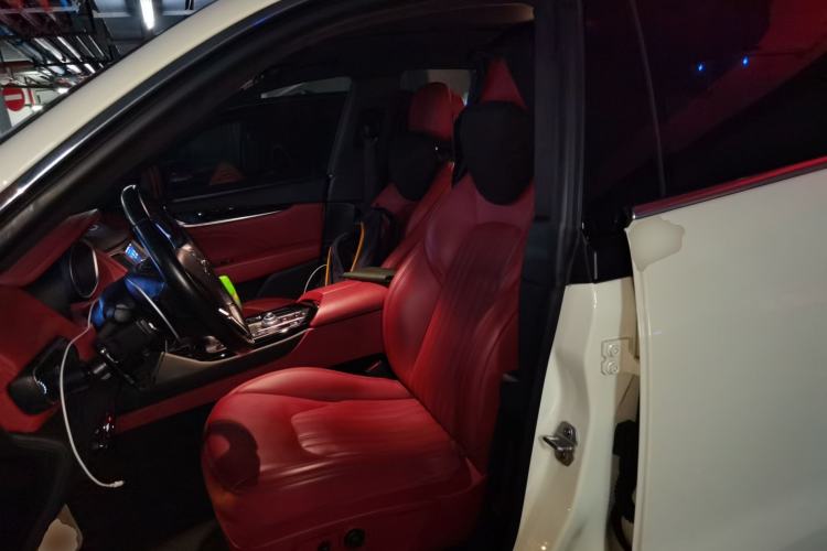 Used Maserati Levante 2019 3.0T Standard Version China VI Left Front Seat
