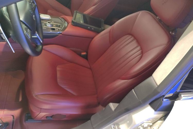 Used Maserati Levante 2019 3.0T Standard Version China VI Left Front Seat