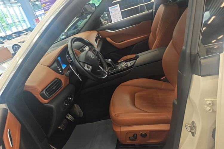 Used Maserati Levante 2019 3.0T Standard Version China VI Left Front Seat