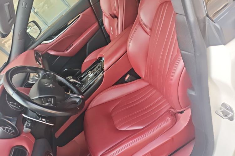 Used Maserati Levante 2019 3.0T Standard Version China VI Left Front Seat