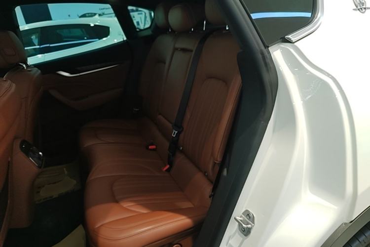 Used Maserati Levante 2019 3.0T Standard Version China V Emission Standard Left Rear Seat