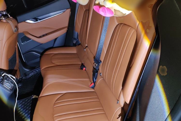 Used Maserati Levante 2019 3.0T Standard Version China VI Left Rear Seat