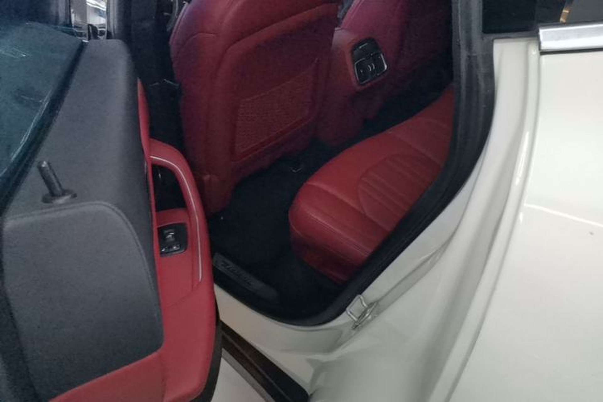 Used Maserati Levante 2019 3.0T Standard Version China V Emission Standard Left Rear Seat