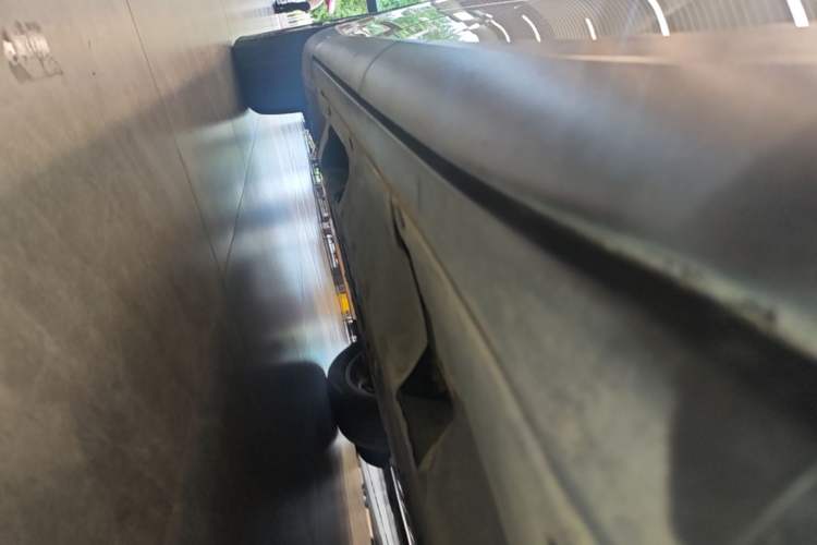 Used Maserati Levante 2019 3.0T Standard Version China VI Left Side Sill