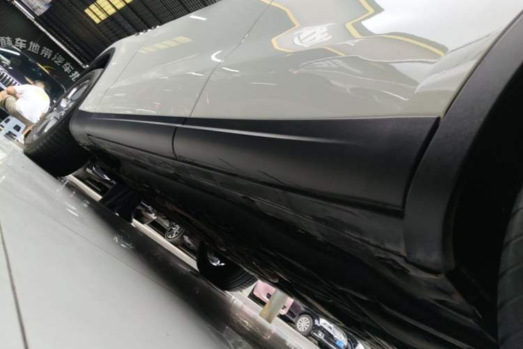 Used Maserati Levante 2019 3.0T Standard Version China VI Left Side Sill