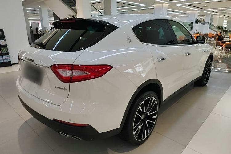 Used Maserati Levante 2019 3.0T Standard Version China V Emission Standard Rear Right 45 Deg