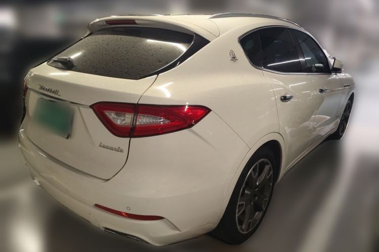 Used Maserati Levante 2019 3.0T Luxury Edition China VI Standard Rear Right 45 Deg