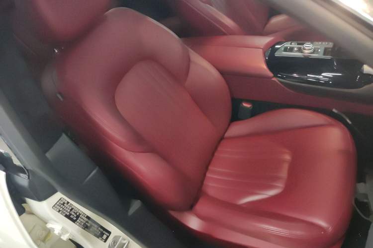 Used Maserati Levante 2019 3.0T Standard Version China VI Right Front Seat