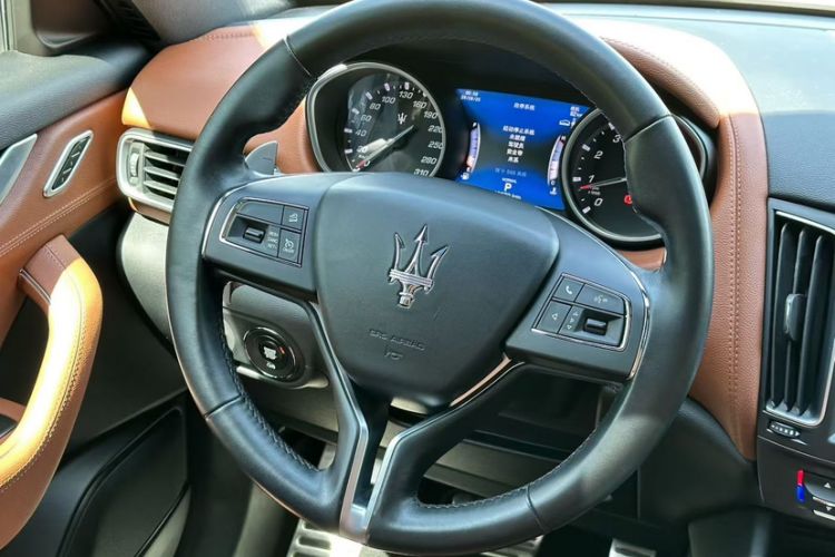 Used Maserati Levante 2019 3.0T Standard Version China VI Steering Wheel