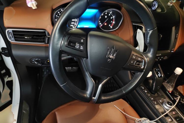 Used Maserati Levante 2019 3.0T Standard Version China VI Steering Wheel