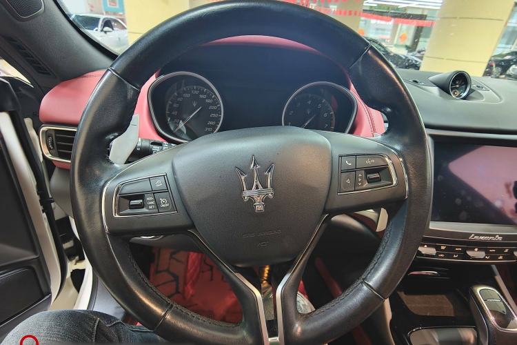 Used Maserati Levante 2019 3.0T Standard Version China VI Steering Wheel