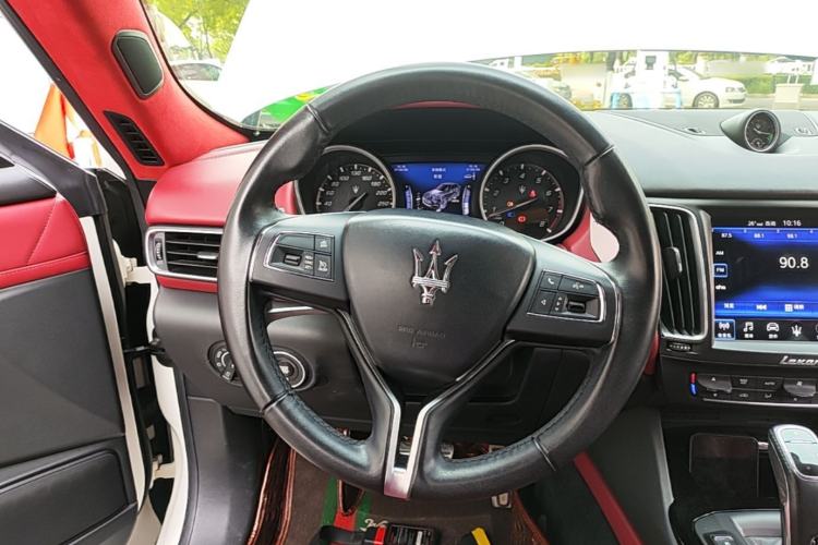 Used Maserati Levante 2019 3.0T Standard Version China VI Steering Wheel