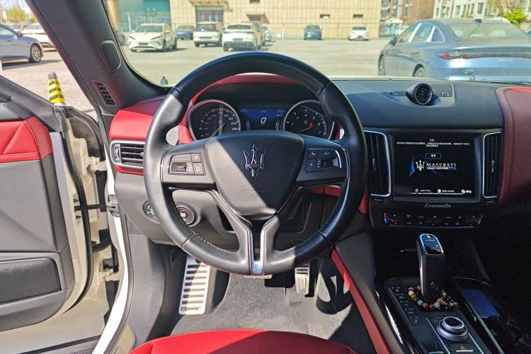 Used Maserati Levante 2019 3.0T Standard Version China VI Steering Wheel