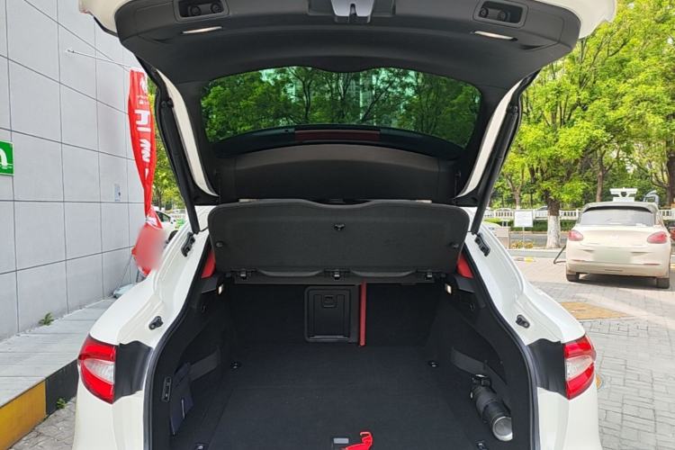 Used Maserati Levante 2019 3.0T Standard Version China VI Trunk