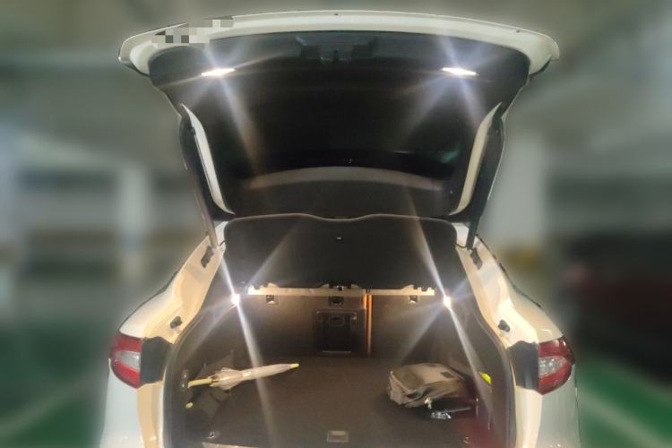 Used Maserati Levante 2019 3.0T Standard Version China VI Trunk