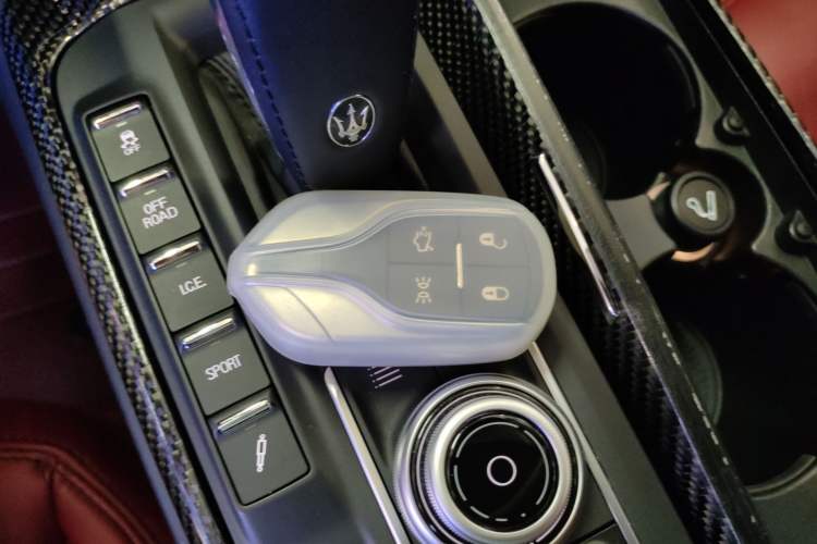 Used Maserati Levante 2019 3.0T Standard Version China VI Vehicle Key