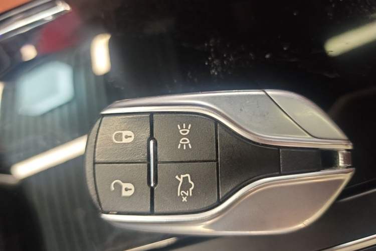 Used Maserati Levante 2019 3.0T Standard Version China VI Vehicle Key
