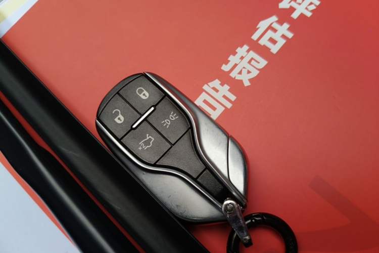 Used Maserati Levante 2019 3.0T Standard Version China VI Vehicle Key