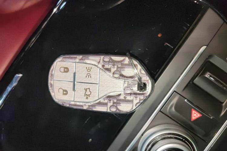 Used Maserati Levante 2019 3.0T Standard Version China VI Vehicle Key