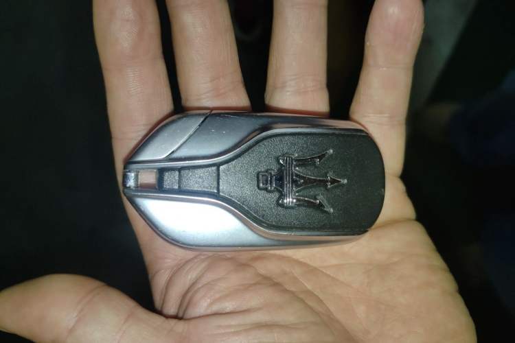 Used Maserati Levante 2019 3.0T Standard Version China VI Vehicle Key