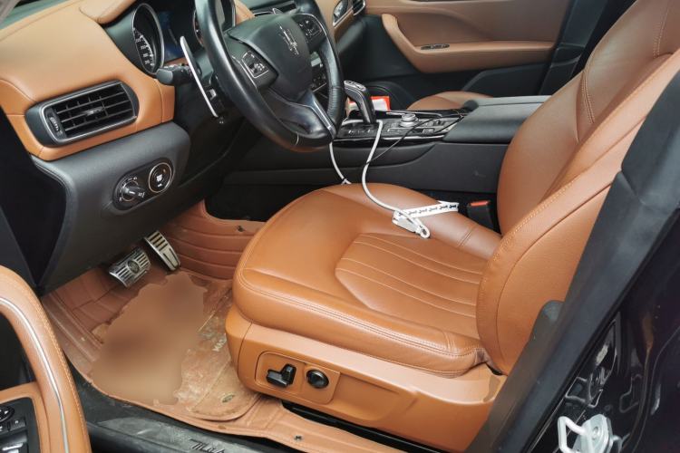 Used Maserati Levante 2020 3.0T Standard Edition Driver Seat