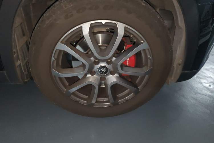 Used Maserati Levante 2020 3.0T Standard Edition Right Front Wheel Hub