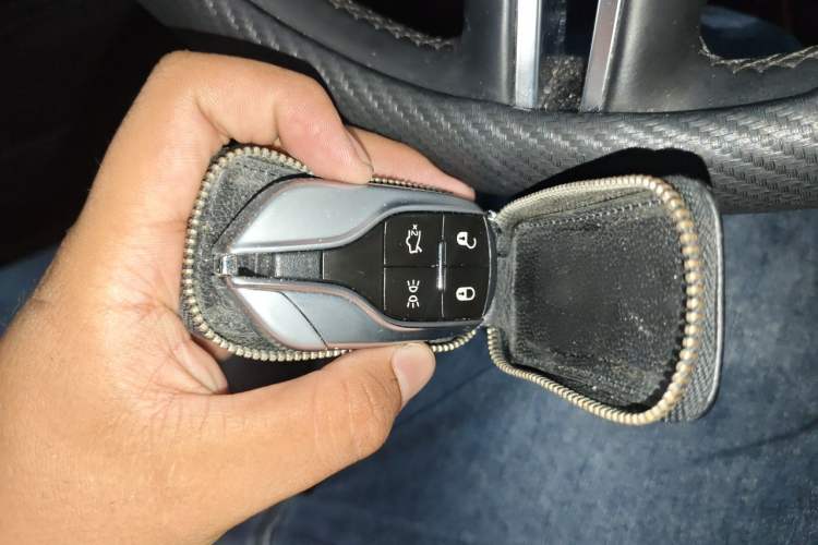 Used Maserati Levante 2020 3.0T Standard Edition Vehicle Key