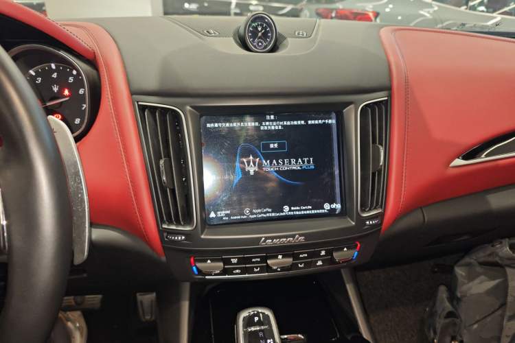 Used Maserati Levante 2020 3.0T Standard Edition Audio And AC Panel
