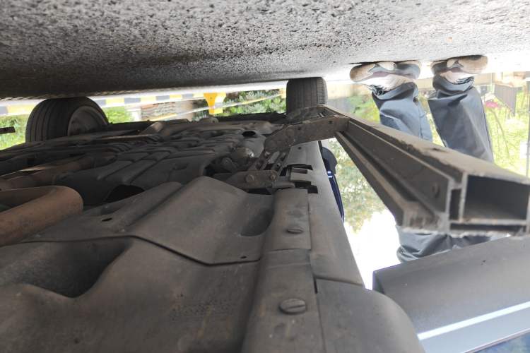 Used Maserati Levante 2020 3.0T Standard Edition Chassis Front Right