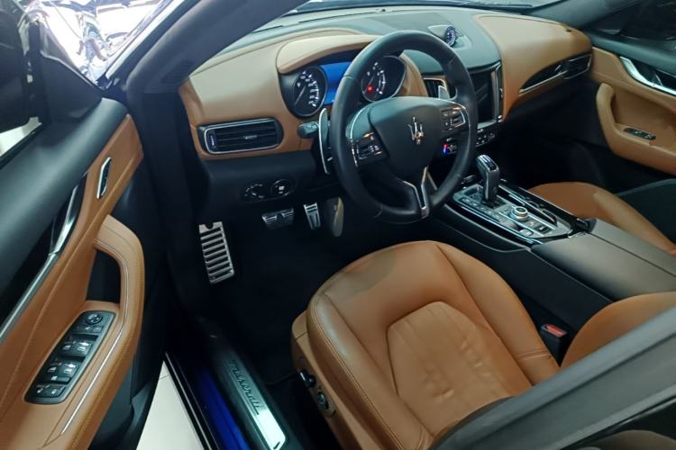 Used Maserati Levante 2020 3.0T Standard Edition Driver Seat