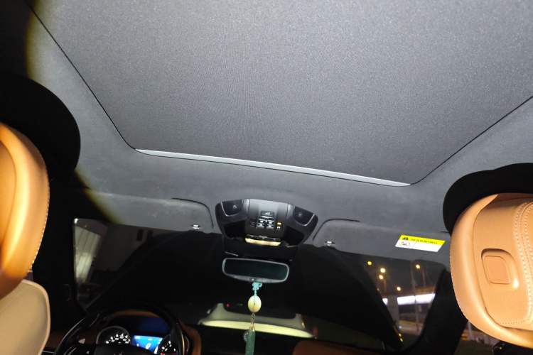 Used Maserati Levante 2020 3.0T Standard Edition Headliner