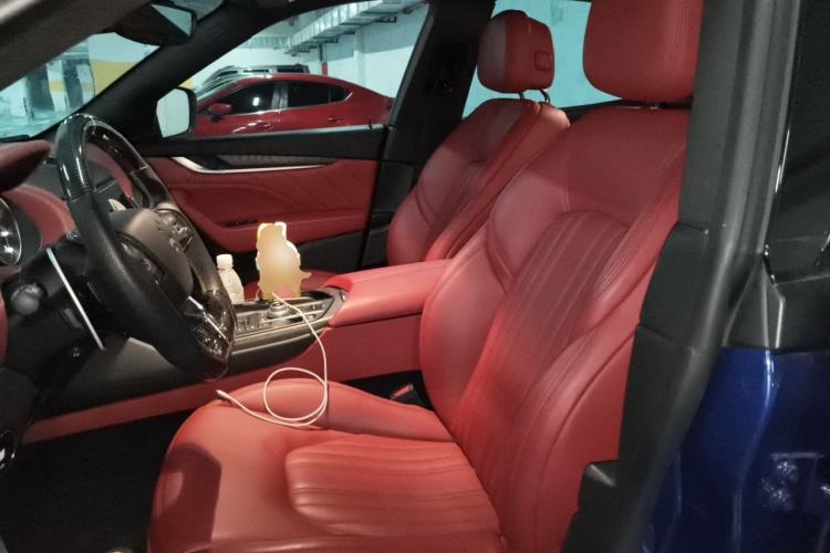 Used Maserati Levante 2020 3.0T Luxury Edition Left Front Seat