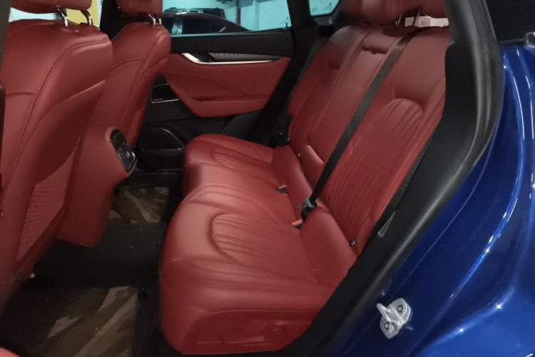Used Maserati Levante 2020 3.0T Luxury Edition Left Rear Seat