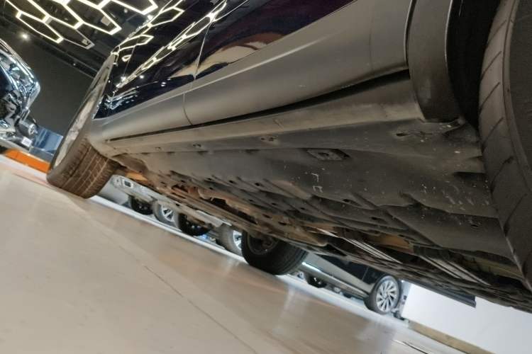 Used Maserati Levante 2020 3.0T Standard Edition Left Side Sill