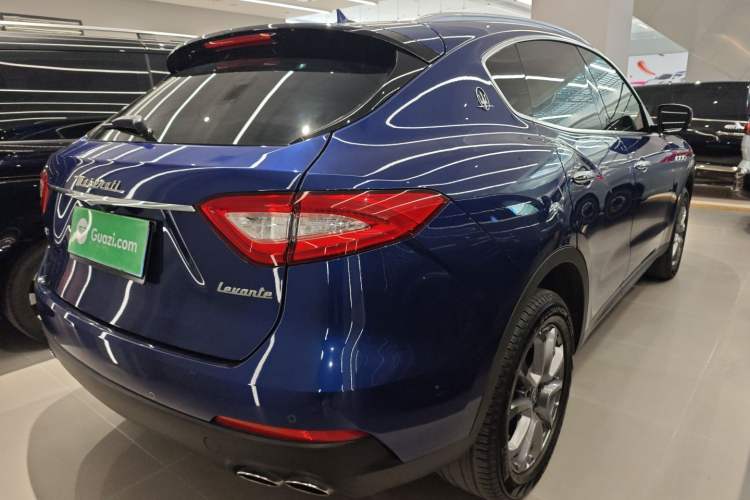 Used Maserati Levante 2020 3.0T Standard Edition Rear Right 45 Deg