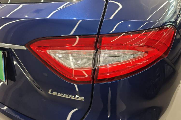 Used Maserati Levante 2020 3.0T Standard Edition Right Rear Taillight