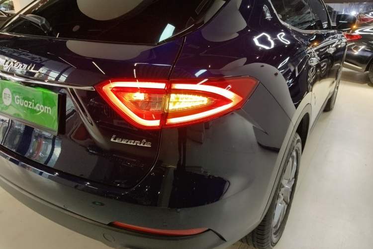 Used Maserati Levante 2020 3.0T Standard Edition Right Rear Taillight