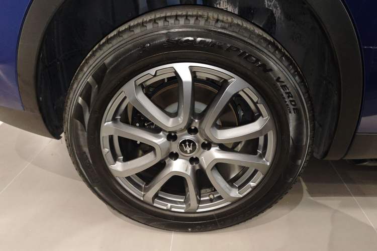 Used Maserati Levante 2020 3.0T Standard Edition Right Rear Wheel Hub