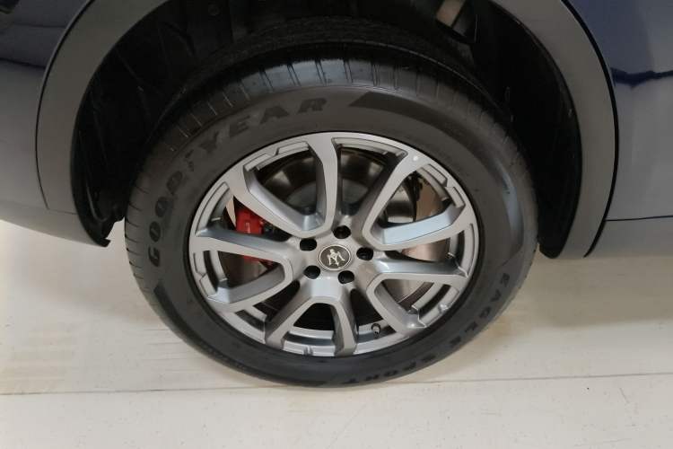 Used Maserati Levante 2020 3.0T Standard Edition Right Rear Wheel Hub