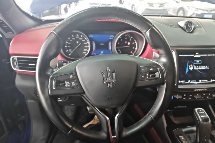 Used Maserati Levante 2020 3.0T Standard Edition Steering Wheel