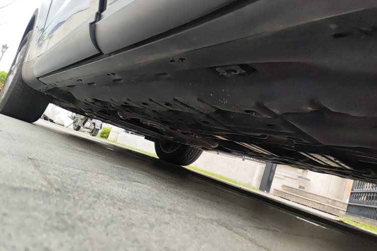 Used Maserati Levante 2020 3.0T Standard Edition Chassis Rear Left