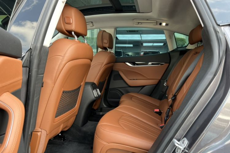 Used Maserati Levante 2020 3.0T Standard Edition Interior 1