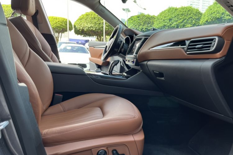 Used Maserati Levante 2020 3.0T Standard Edition Interior 13