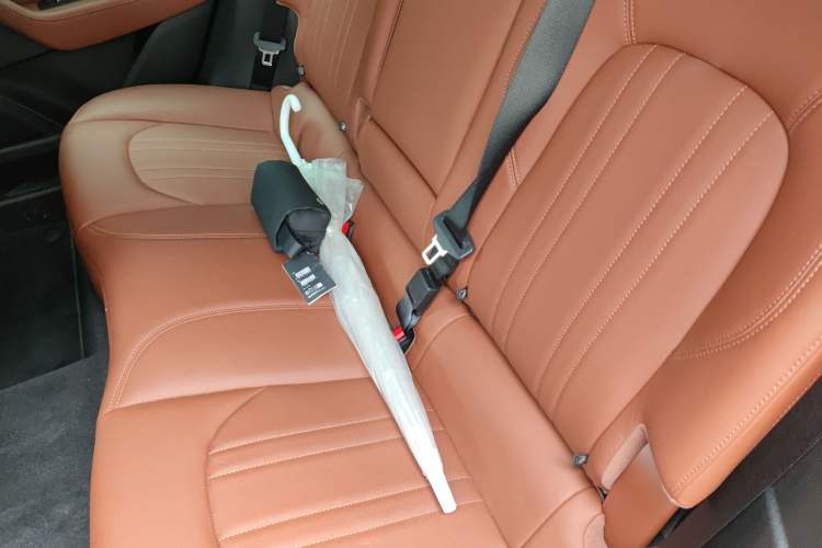 Used Maserati Levante 2020 3.0T Standard Edition Left Rear Seat