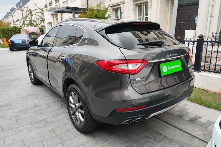 Used Maserati Levante 2020 3.0T Standard Edition Rear Left 45 Deg